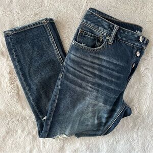 AMERICAN EAGLE Tomgirl Dark Wash Jeans Size 8 Short